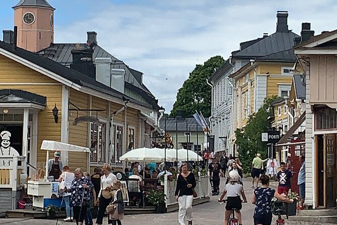 Private Helsinki Tour Highlights & Visit Porvoo City 1346 - The drive to Porvoo and the medieval old town
