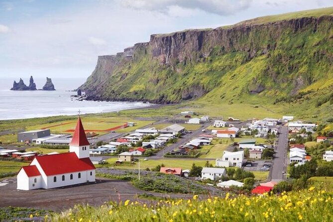 Private South Coast Fire and Ice: Glacier viewpoint & Lava Show - Solheimajokull is a walk to the ice