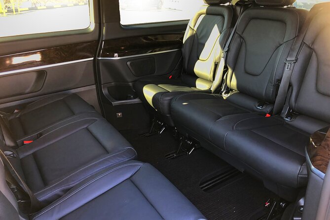 Private transfer Copenhagen airport, Port to or from the city - Vehicles, luggage, and the price of privacy