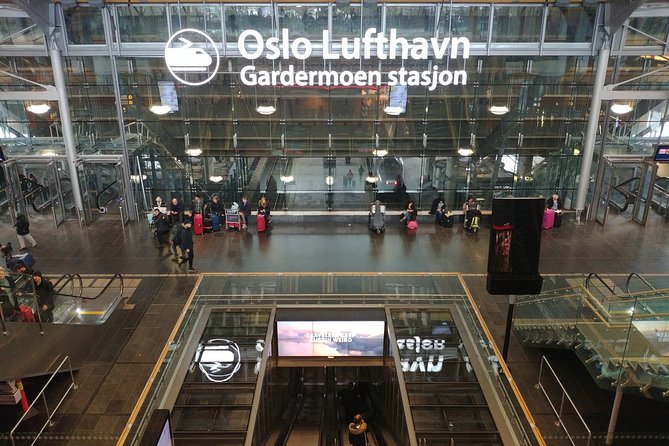 Private Transfer from Oslo Airport to Oslo City Centre - Front-door delivery anywhere in central Oslo