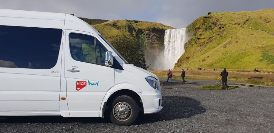 Reykjavík: 2-Day Tour with Icebergs, Glaciers & Waterfalls - Seljalandsfoss, Gljúfrabúi, and Skógafoss