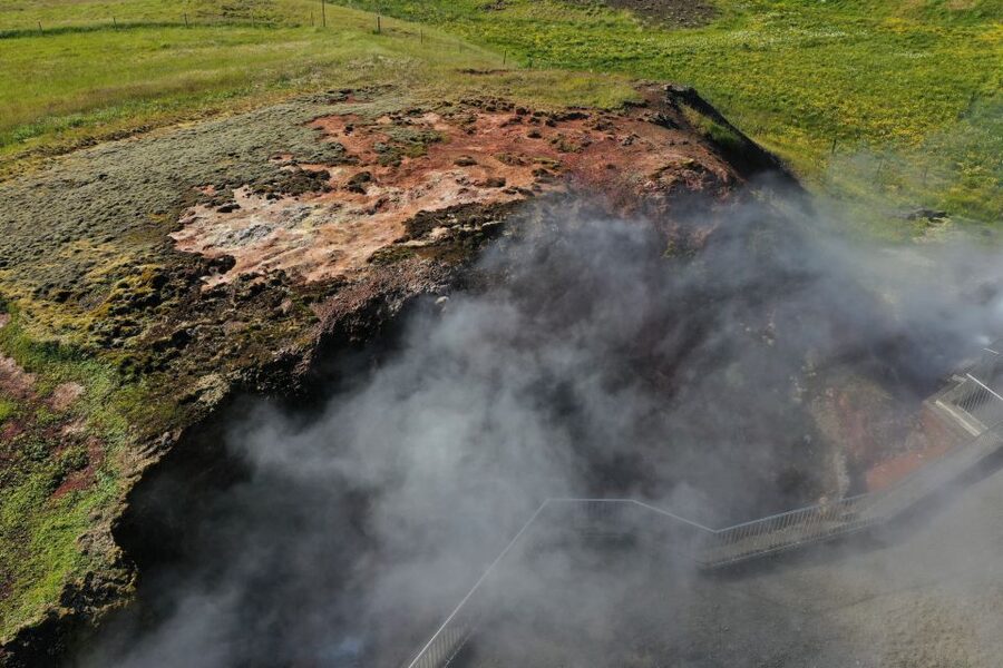 Reykjavik: 2-Day West Tour with Snæfellsnes & Silver Circle - Day one: waterfalls, hot springs, and Borgarfjörður