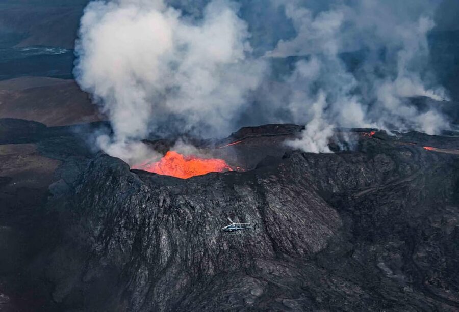 Reykjavik: 45-Minute Volcano Sightseeing Helicopter Tour - Why this helicopter flight is different