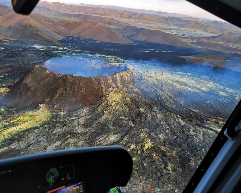 Reykjavik: 45-Minute Volcano Sightseeing Helicopter Tour - Who should book this experience