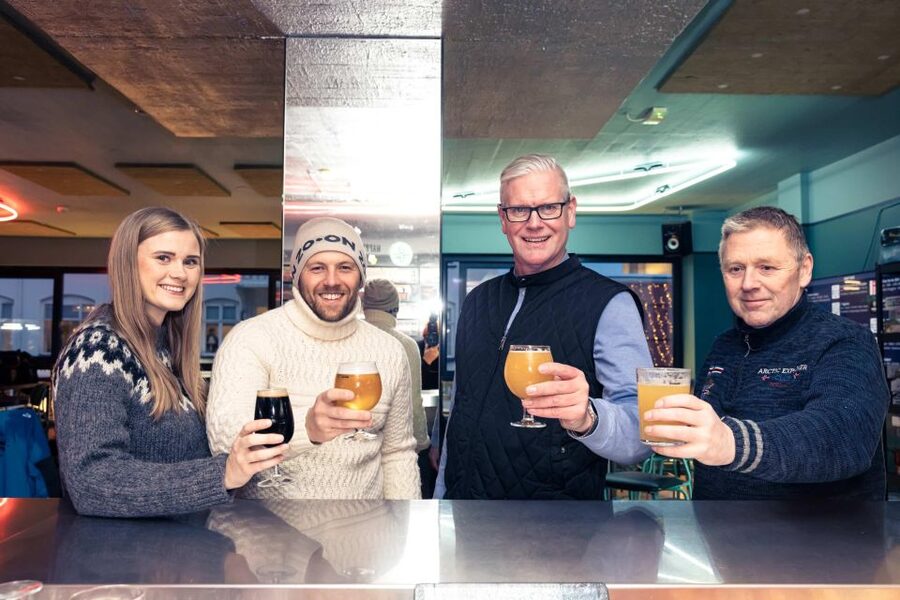 Reykjavik: Beer and Booze Tour - Skúli Craft Bar: the first serious tasting