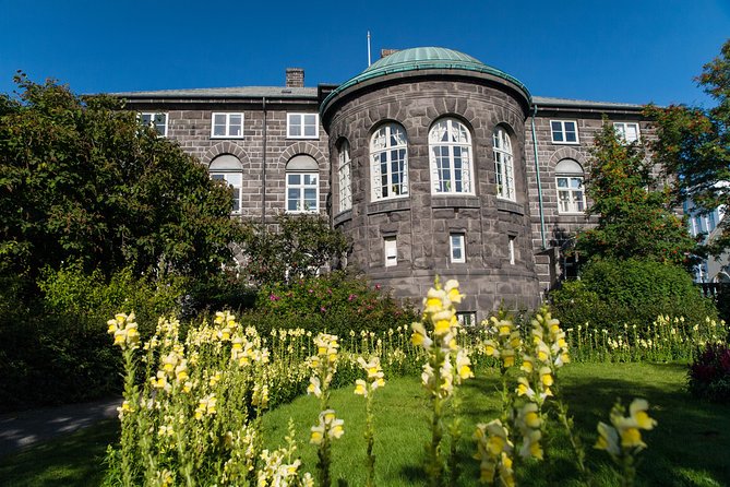 Reykjavik City Walking Tour - Þingholt streets and Norse mythology