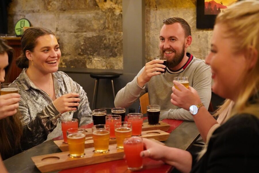 Reykjavik: Evening Icelandic Food and Drink Tour - The guides make the difference