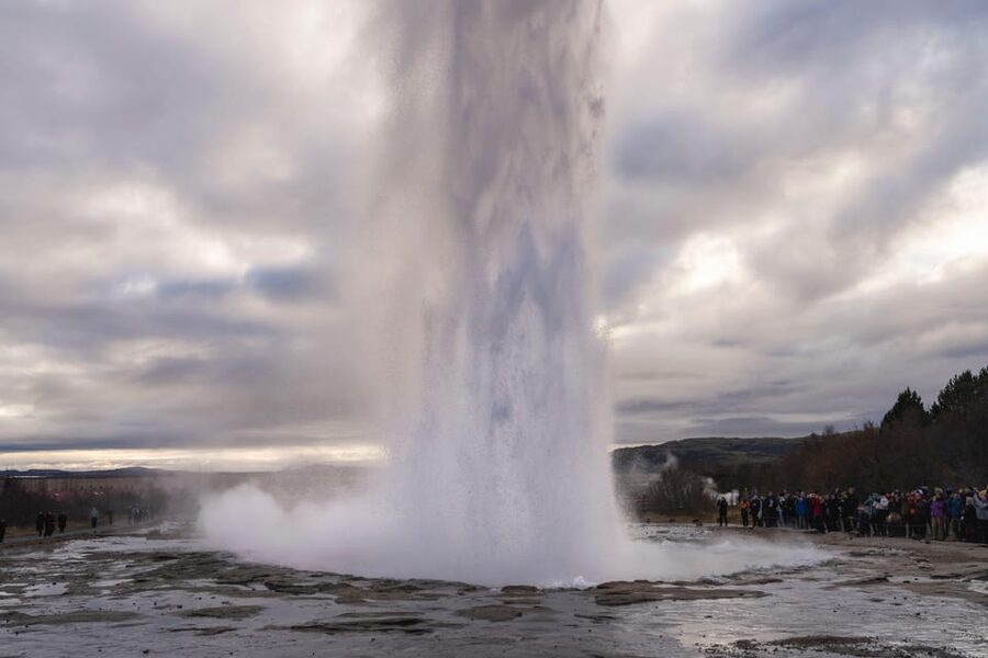 Reykjavík: Golden Circle and Silfra Snorkeling Combo Tour - Gullfoss, the Golden Circle’s big visual payoff