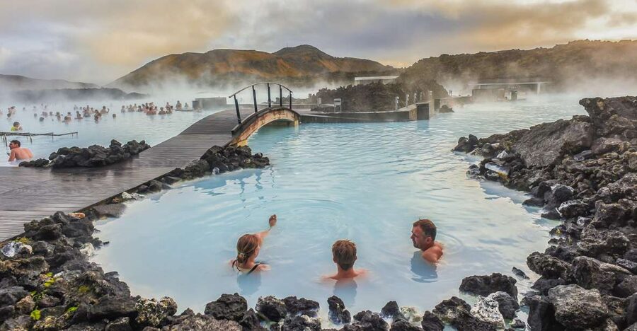 Reykjavík: Golden Circle, Blue Lagoon, and Aurora Tour - Thingvellir: where Iceland’s story begins