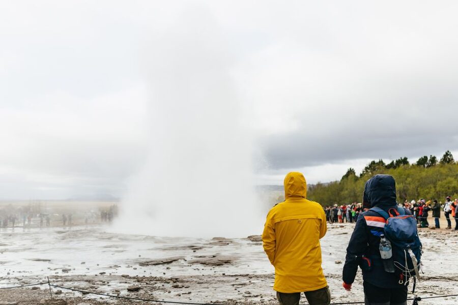 Reykjavik: Golden Circle, Crater & Blue Lagoon Minibus Tour - The Blue Lagoon: the right ending to a busy day
