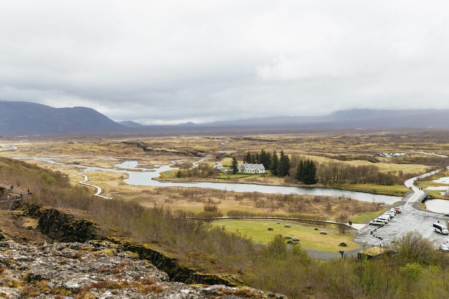 Reykjavik: Golden Circle, Crater & Blue Lagoon Minibus Tour - How long the day feels in practice