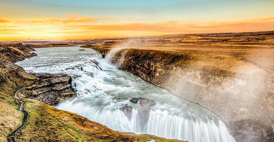 Reykjavik: Golden Circle Full-Day Tour with Kerid Crater - Kerið Crater, a quick look into Iceland’s volcanic past