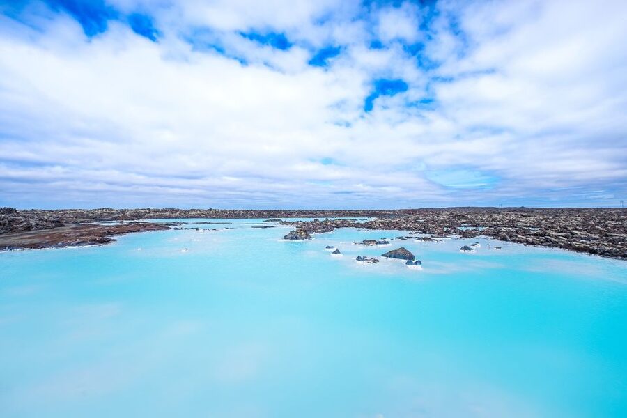 Reykjavík: Golden Circle Minibus Tour & Blue Lagoon Transfer - Meeting in Reykjavik and settling into the minibus
