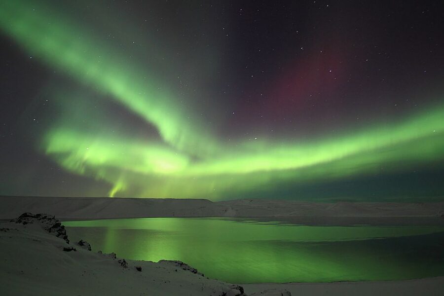Reykjavik: Golden Circle & Northern Lights 4x4 Tour - Þingvellir: Iceland’s first big lesson