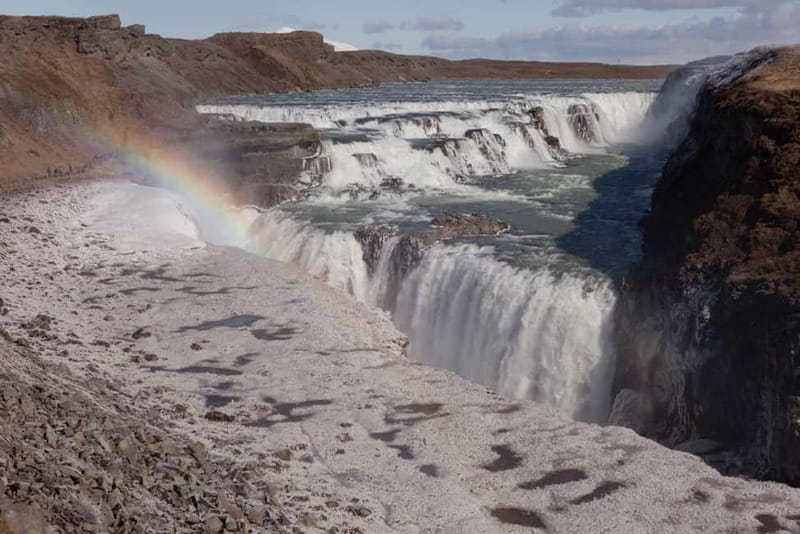 Reykjavik: Golden Circle Super Jeep and Snowmobile Tour - Food, clothing, and the small details that matter
