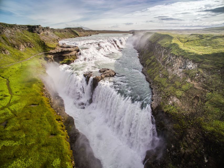 Reykjavík: Golden Circle Tour & Perlan Museum Tour - Why this tour works as a one-day Iceland sampler