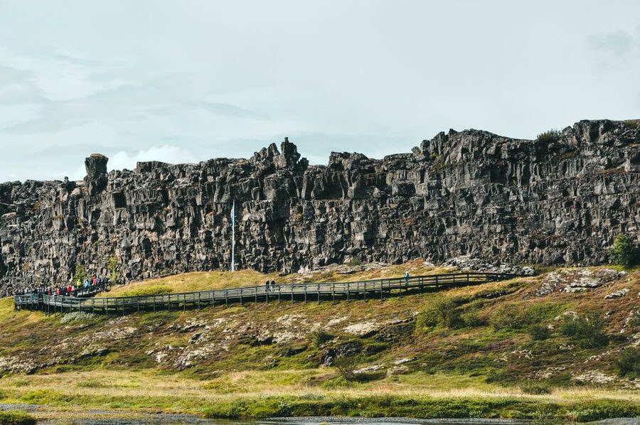 Reykjavík: Golden Circle Tour & Perlan Museum Tour - Geysir and the regular burst of Strokkur