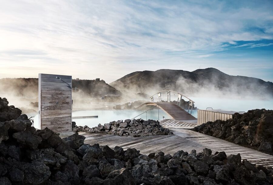 Reykjavik: Golden Circle Tour with Blue Lagoon Visit & Entry - Thingvellir National Park and the meeting of plates