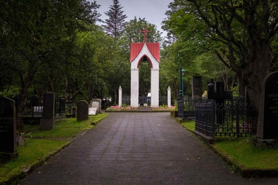 Reykjavik: Guided Folklore Walking Tour - Suðurgata Cemetery and the darker tales