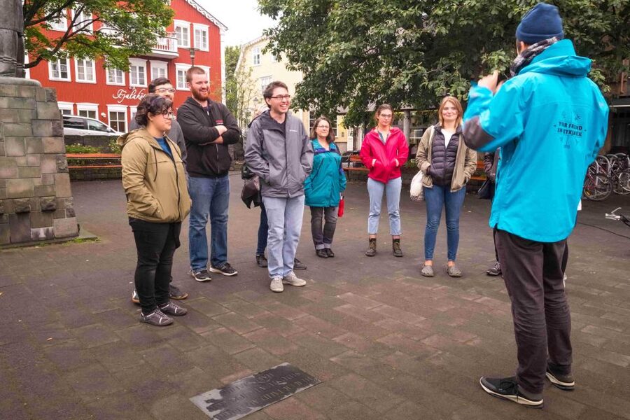 Reykjavik: Guided Folklore Walking Tour - Christ the King Cathedral and Iceland’s religious mix