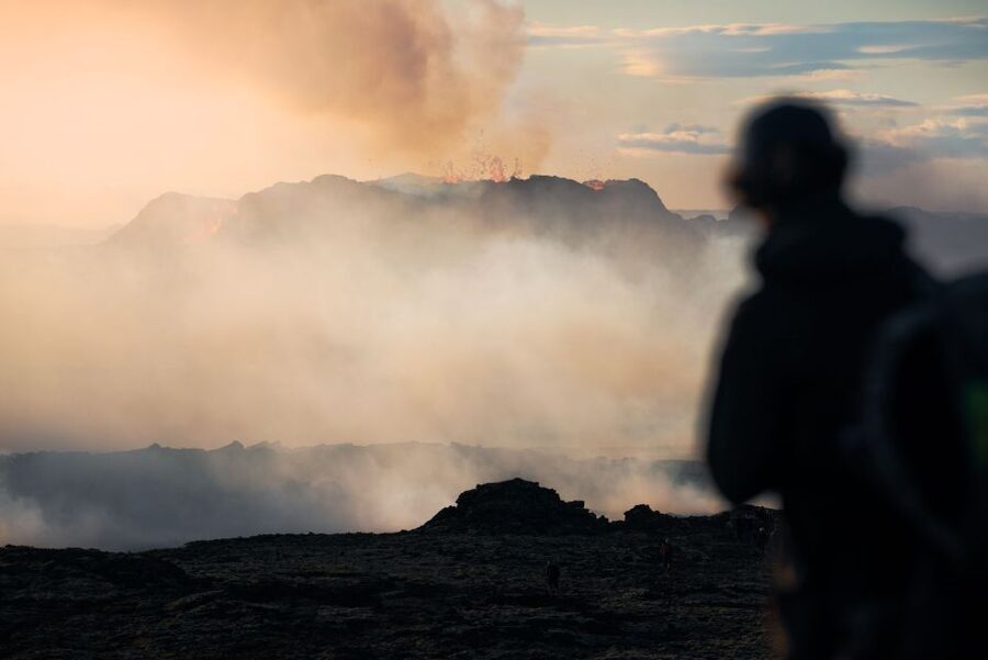 Reykjavik: Guided Tour to Volcano and Reykjanes Geopark - From Reykjavík to Seltún’s boiling ground
