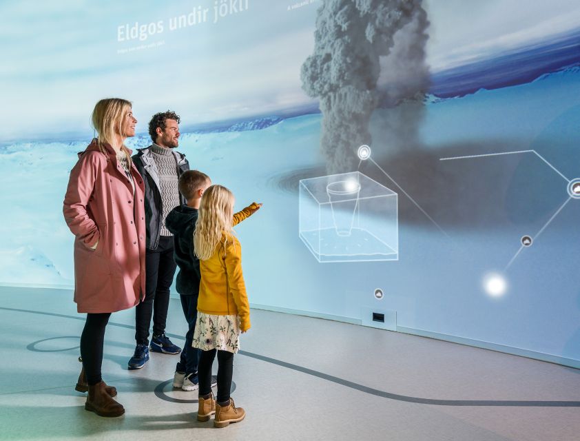 Reykjavík: Hop-On Hop-Off Bus and Perlan Museum Entry Ticket - What makes the museum useful for families