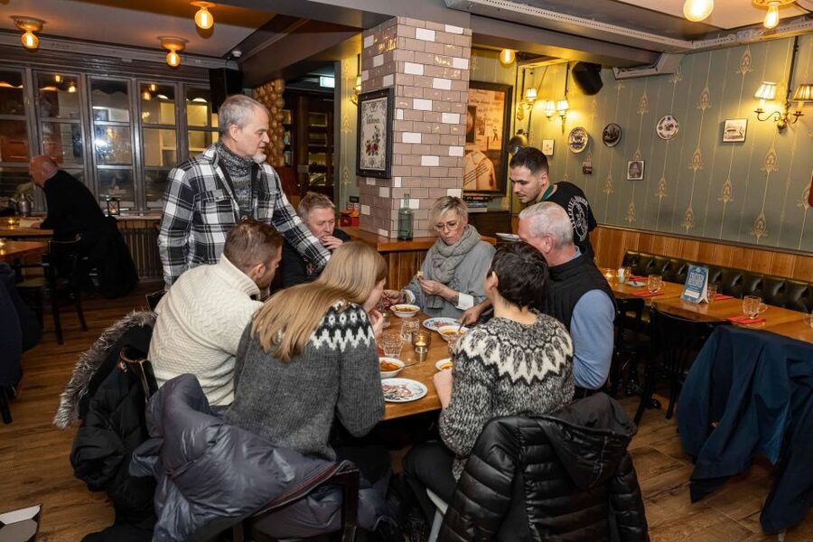 Reykjavik: Icelandic Food Tour - Why this food tour works better than a simple meal