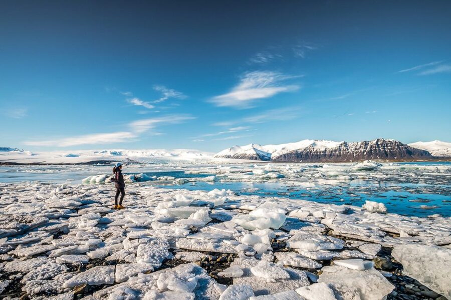 Reykjavik: Jokulsarlon Glacier Lagoon Full-Day Guided Trip - The first major reward: Jökulsárlón Glacier Lagoon