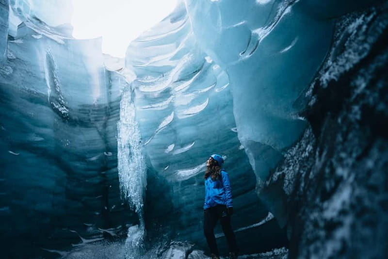 Reykjavik: Katla Ice Cave & South Coast Waterfalls Tour - Seljalandsfoss closes the day with a different view