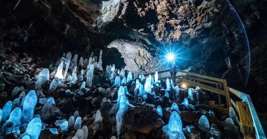 Reykjavik: Lava Cave, Hot Springs, and Waterfalls Tour - Why west Iceland deserves a full day