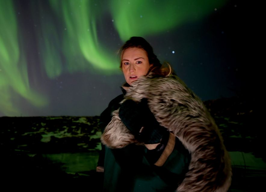 Reykjavik: Northern Lights Tour w/Pro Photos - Small Group - Key things to know before you book