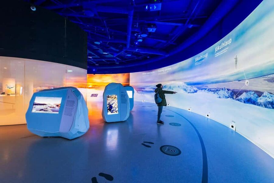 Reykjavik: Perlan Museum Wonders of Iceland Entrance Ticket - Food, Coffee, and the Real Cost