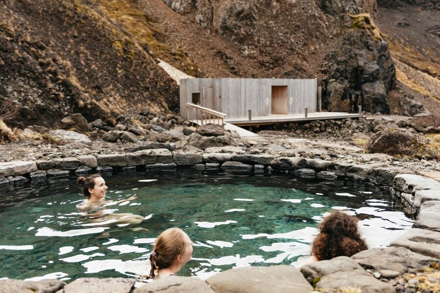 Reykjavik: Silver Circle Tour, Canyon Ride, & Thermal Baths - Why the Canyon Baths make this Silver Circle trip different