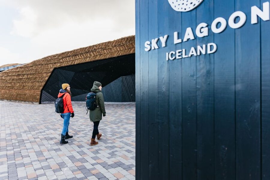Reykjavik: Sky Lagoon Admission with Transfer - Arriving at Sky Lagoon from Reykjavik