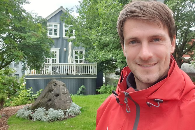 Reykjavík Small group Walking Tour - by CityWalk - What the two-hour format really gives you