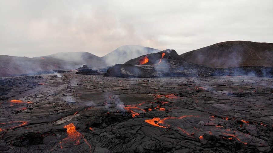 Reykjavík: Volcano Hike, Visit Grindavík and Blue Lagoon - What the $271 price really covers