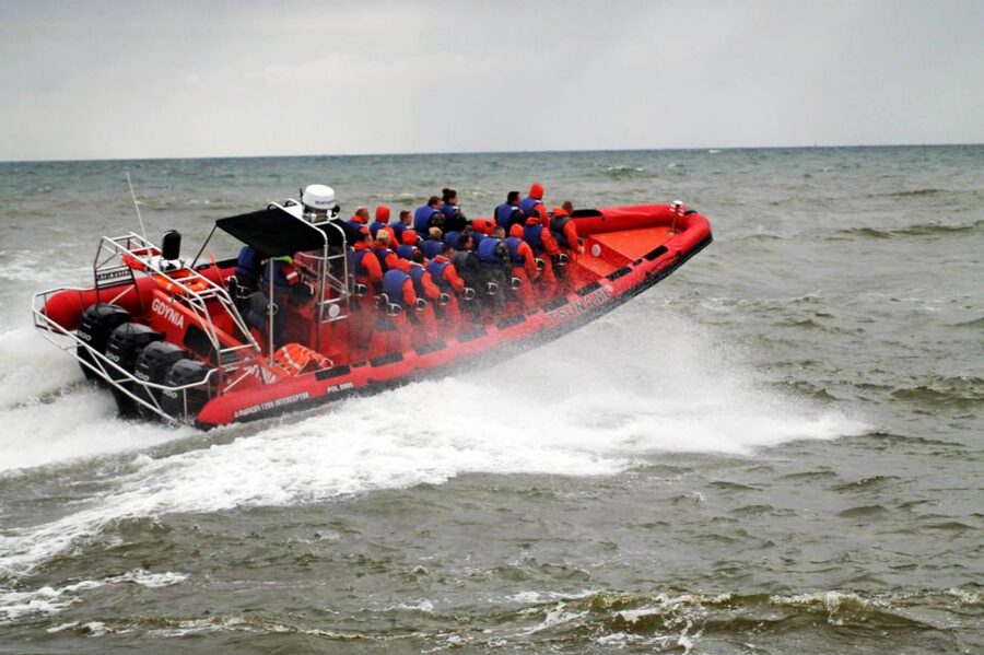 Reykjavik: Whale Watching by RIB Speedboat - Engey and Lundey add a second side to the trip