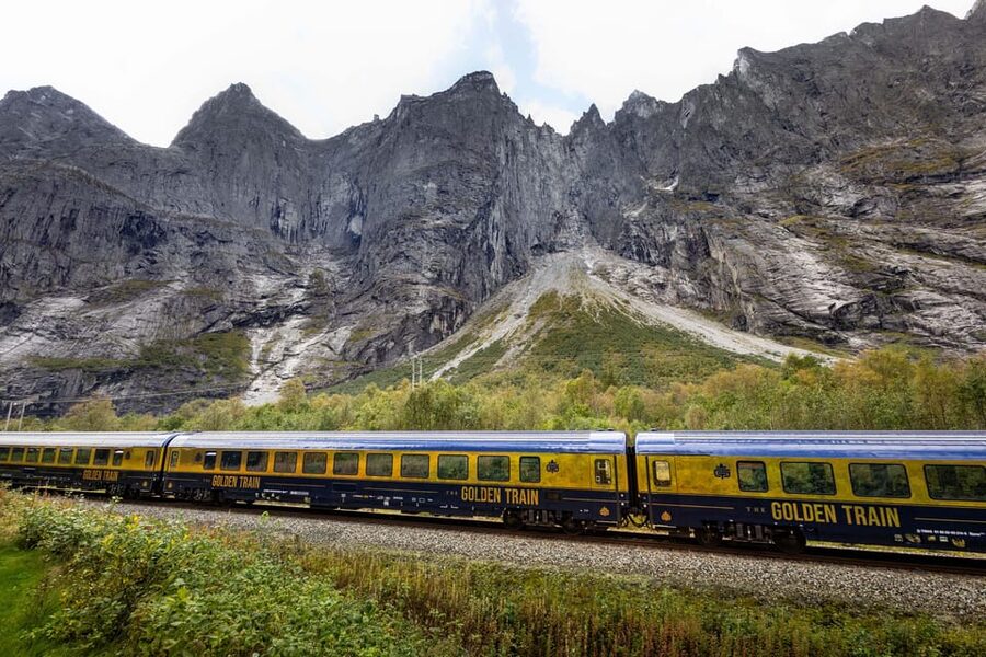Romsdalen: Rauma Railway Golden Train with Guide - Is $64 a fair price?