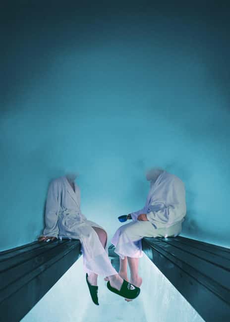 Rovaniemi: Arctic Snow Hotel Tour and Snow Sauna Experience - Lakeside kick sledding and the toboggan hill