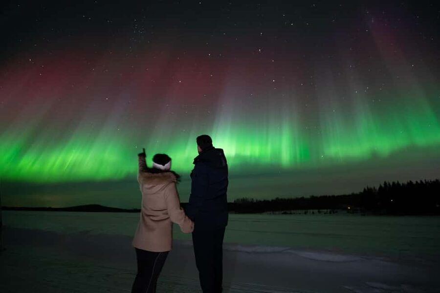 Rovaniemi: Aurora Hunt - Free Photos, 100% Guaranteed Refund - How the aurora hunt actually works