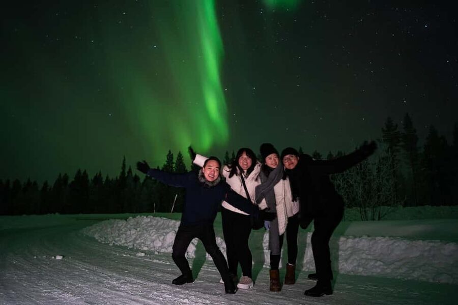 Rovaniemi: Aurora Hunt - Free Photos, 100% Guaranteed Refund - Photography that saves you from camera trouble