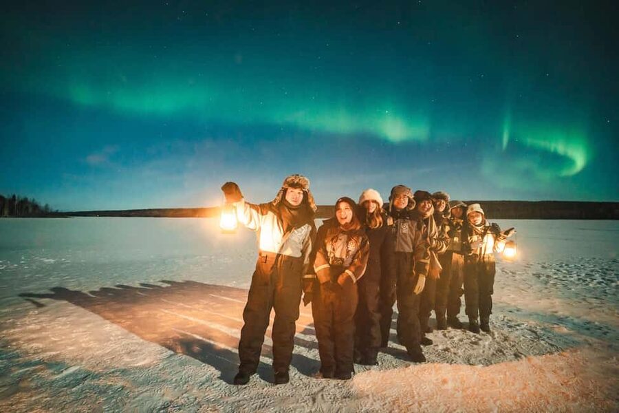 Rovaniemi: Discover the Northern Lights Photography Tour - Photography help and the photos you take home