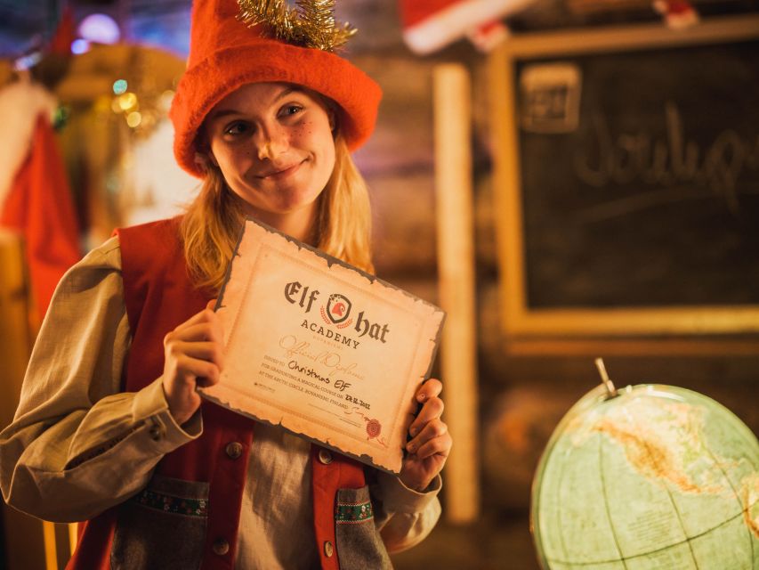 Rovaniemi: Elf Hat Academy in Santa's Village - What the Elf Hat Academy is really like