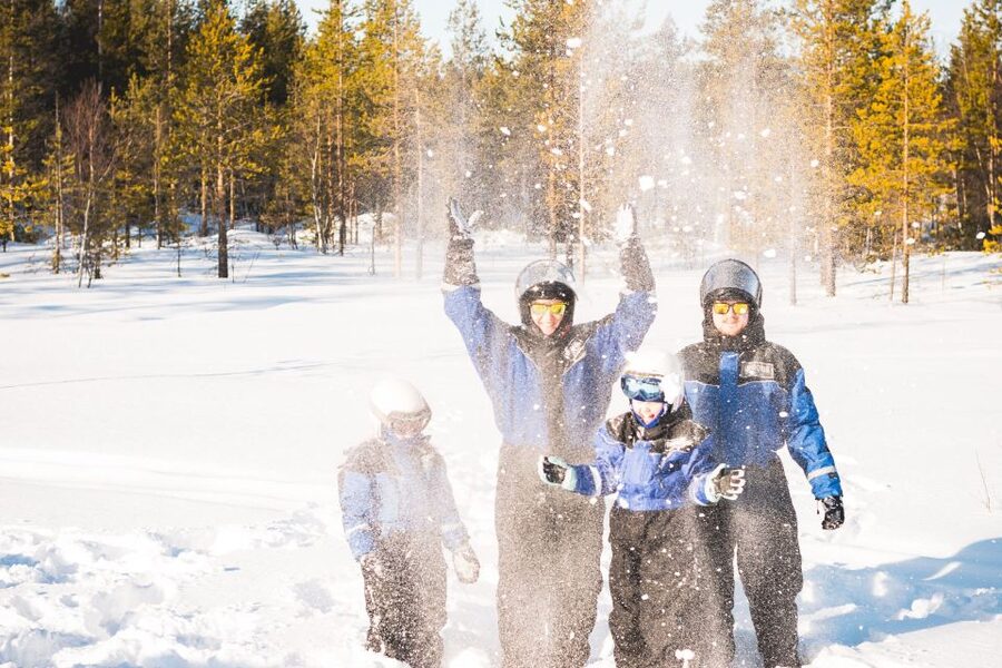 Rovaniemi: Family Snowmobile Safari with Campfire and Snacks - Sausages, marshmallows, and berry juice