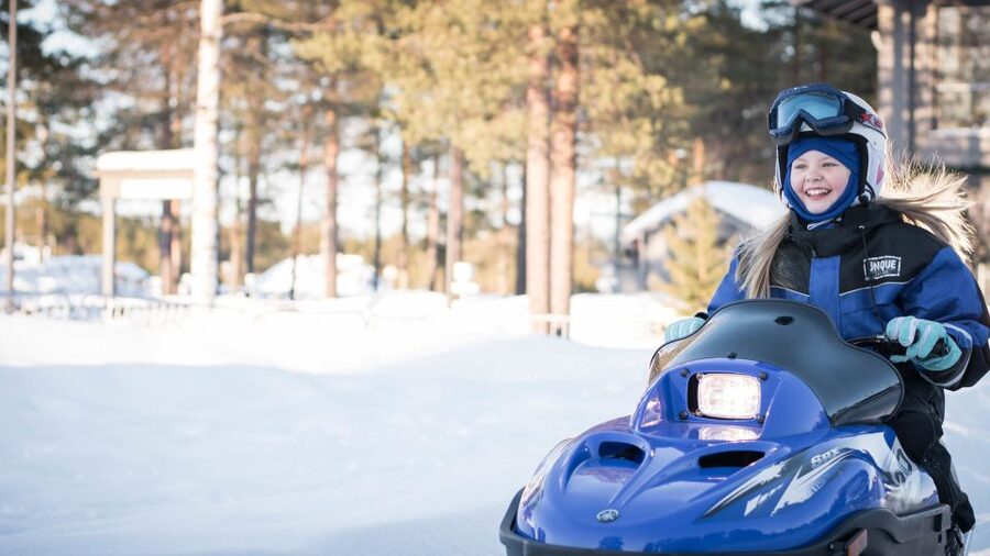 Rovaniemi: Family Snowmobile Safari with Campfire and Snacks - Is $187 per person good value?