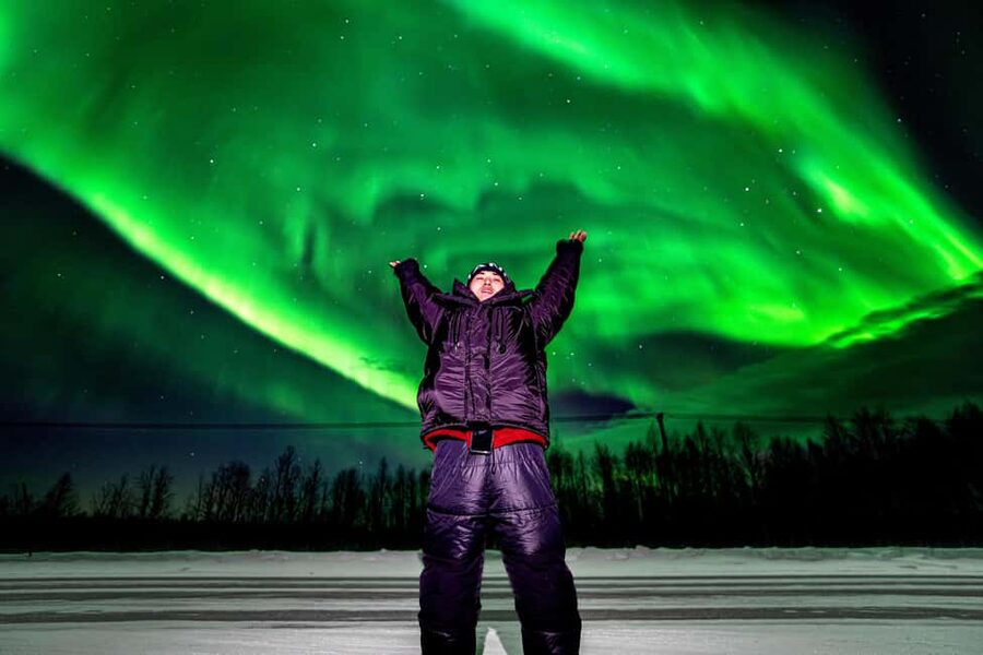 Rovaniemi: Guaranteed Northern Lights Tour with Photos - The guarantee, and what it really means