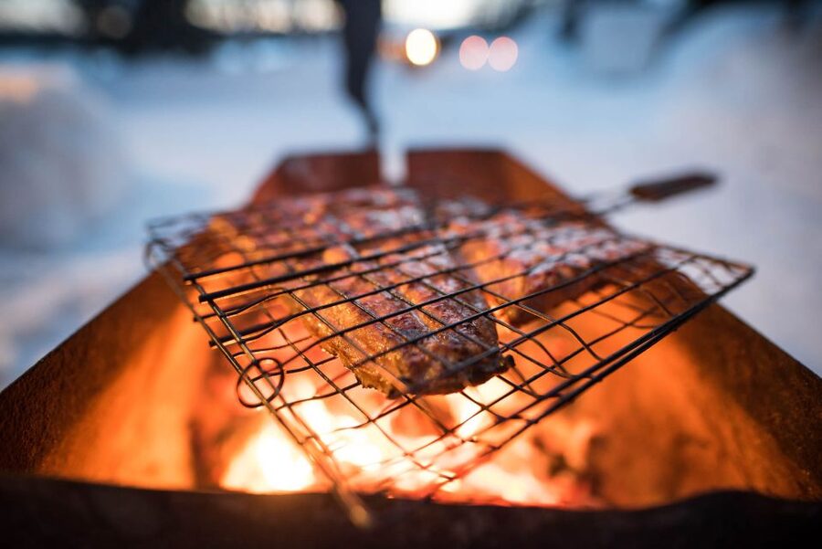Rovaniemi: Lappish Evening Experience with Dinner - What the $185 price covers