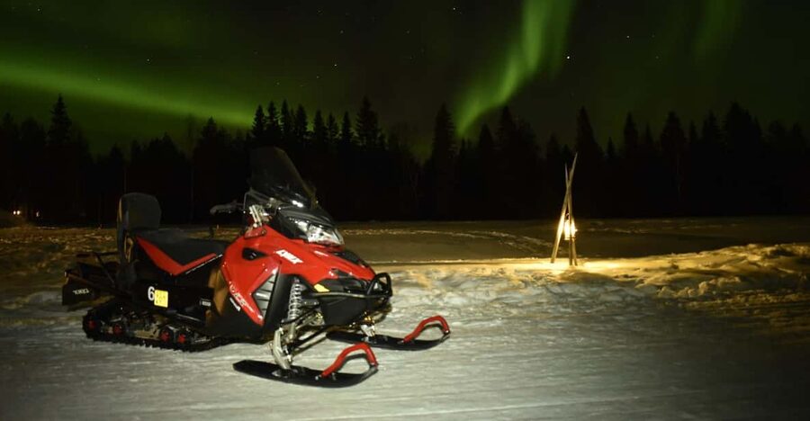 Rovaniemi: Night Snowmobile Tour - Getting from Rovaniemi to Apukka