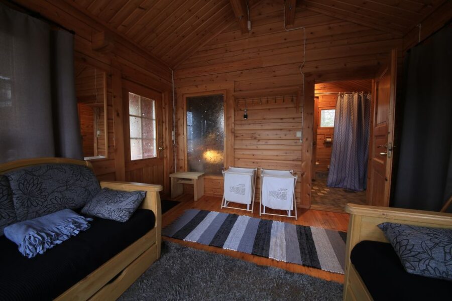 Rovaniemi: Private Sauna, Jacuzzi and Dinner - The transfer from Rovaniemi