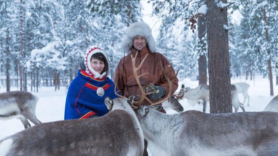 Rovaniemi: Reindeer Farm Visit and Sleigh Ride with transfer - The 400 to 500 meter sleigh ride
